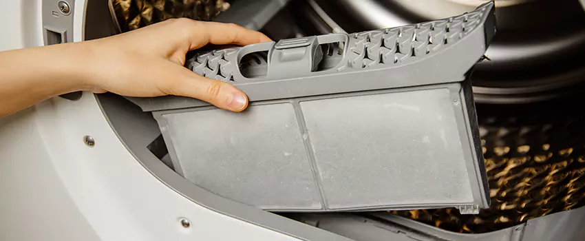 Signs Of A Clogged Dryer Lint Trap in Waterloo, Ontario